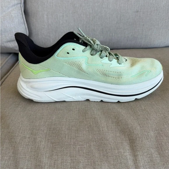 Hoka Clifton 10 Running Shoes Sz 10 Green Sneakers - Picture 14 of 16